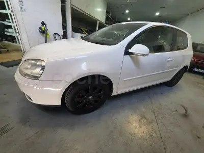 Usado VW Golf V Sportline 150 CV (110 kW) 2007 Blanco Berlina
