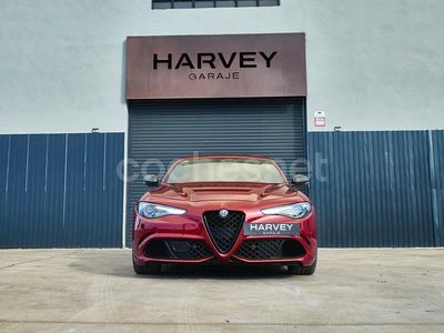 Rojo Usado 2017 Alfa Romeo Giulia Quadrifoglio Berlina | 67.990 €