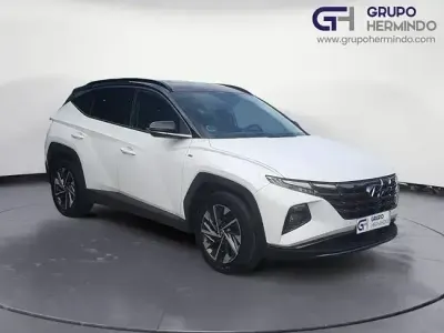 Używany Hyundai Tucson 135 KM (99 kW) 2021 Biały SUV