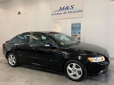 Käytetty Volvo S40 Business Edition 115 HP (84 kW) 2012 Musta Sedan
