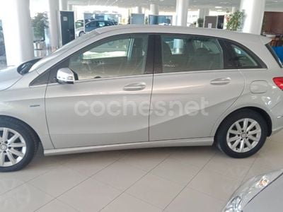 Mercedes B180