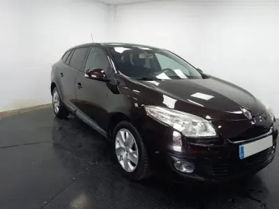 Usado Renault Mégane Business 110 CV (80 kW) 2013 Familiar