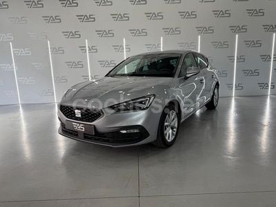 Gris / plata Usado 2021 Seat Leon Style Familiar | 16.900 € (Precio justo)