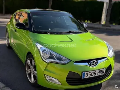 Usado Hyundai Veloster 140 CV (102 kW) 2013 Verde Utilitario