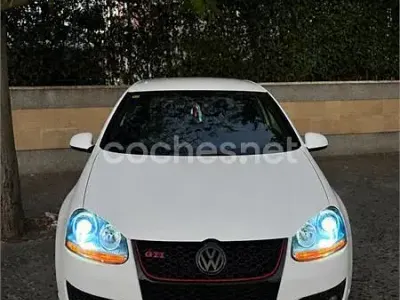 Usado VW Golf V GTI 200 CV (147 kW) 2007 Blanco Berlina