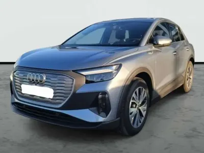Usado Audi Q4 e-tron 208 kW (283 CV) 2025 Azul SUV