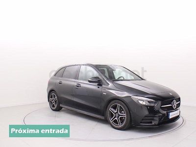 Usado Mercedes B200 150 CV (110 kW) 2024 Negro Monovolumen