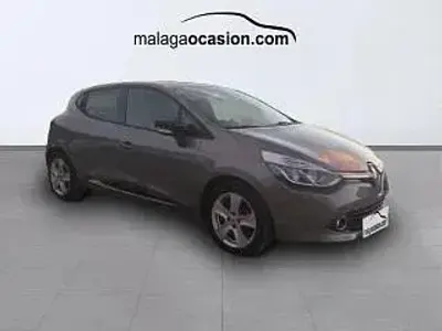 Usado Renault Clio LIMITED 75 CV (55 kW) 2016 Gris
