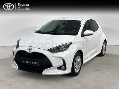 Usado Toyota Yaris 125 CV (91 kW) 2022 Blanco Utilitario