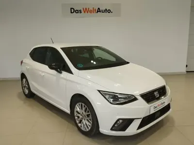Käytetty Seat Ibiza FR 110 HP (80 kW) 2024 Valkoinen Viistoperä
