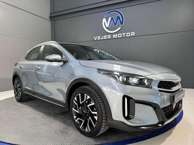 Usado Kia XCeed 136 CV (100 kW) 2022 Gris SUV