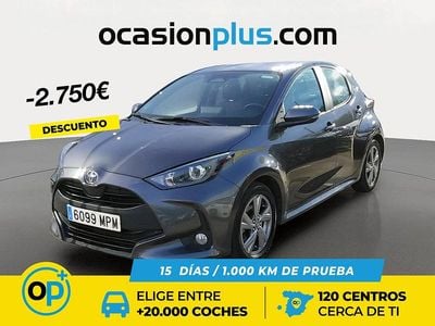 Usado Toyota Yaris Hybrid Active 116 CV (85 kW) 2024 Gris Berlina