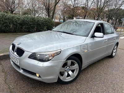 Gris / plata Usado 2006 BMW 525 Berlina | 6000 € (Precio justo)