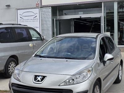 Begagnad Peugeot 207 70 HK (51 kW) 2007 Grå Sedan