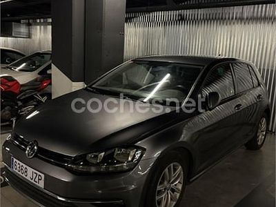 Usado VW Golf VII Advance 115 CV (84 kW) 2017 Gris / plata Familiar