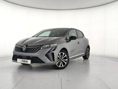 Usado Renault Clio V Techno 140 CV (102 kW) 2025 Gris Berlina