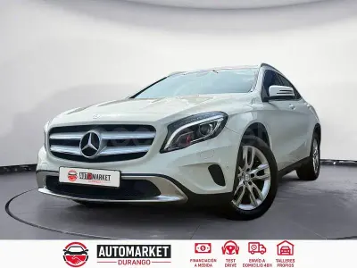 Usado Mercedes GLA220 Style 177 CV (130 kW) 2014 Blanco SUV