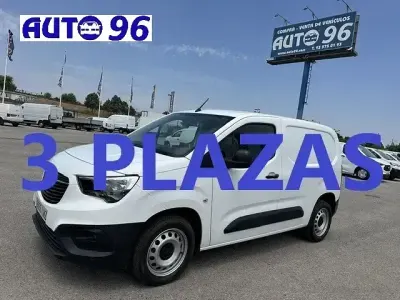 Usado Opel Combo 100 CV (73 kW) 2022 Blanco Monovolumen