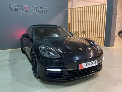 Porsche Panamera 4S