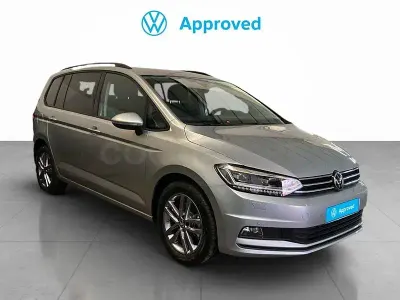 Usado VW Touran 150 CV (110 kW) 2025 Gris / plata Monovolumen