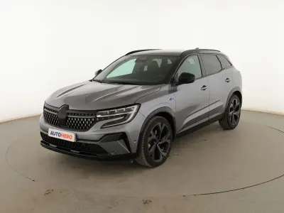 Usado Renault Austral Techno Esprit Alpine 200 CV (147 kW) 2023 Gris SUV
