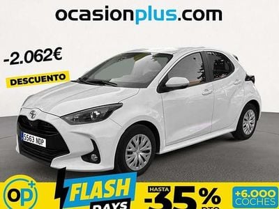 Usado Toyota Yaris Active 69 CV (50 kW) 2023 Blanco Utilitario
