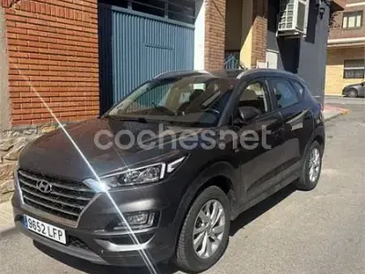 Usado Hyundai Tucson N Line 116 CV (85 kW) 2020 Gris / plata SUV