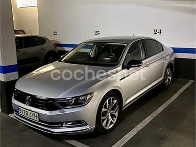 Gris / plata Usado 2017 VW Passat Advance Berlina | 14.750 € (Precio justo)