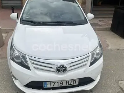 Occasion Toyota Avensis Advance 124 PK (91 kW) 2014 Wit Sedan