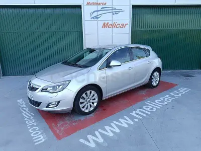 Usado Opel Astra Sport 160 CV (117 kW) 2011 Gris / plata Berlina