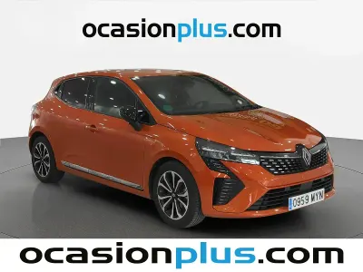 Usado Renault Clio V Techno 90 CV (66 kW) 2025 Naranja Berlina