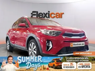 Usado Kia Stonic 100 CV (73 kW) 2022 Rojo SUV