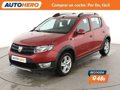 Usado Dacia Sandero Stepway 90 CV (66 kW) 2014 Rojo Berlina