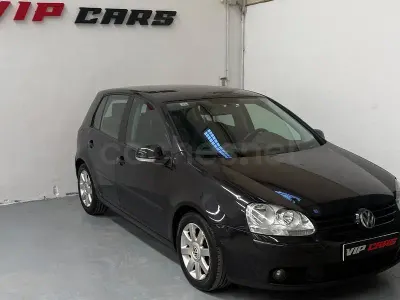Usado VW Golf IV Sportline 105 CV (77 kW) 2005 Negro Berlina