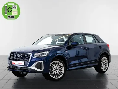 Usado Audi Q2 116 CV (85 kW) 2024 Azul SUV