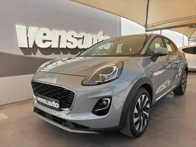 Usado Ford Puma Titanium 125 CV (91 kW) 2023 Gris / plata SUV
