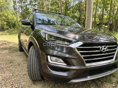 Usado Hyundai Tucson Style 185 CV (136 kW) 2018 Marrón SUV