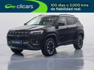 Usado Jeep Compass Trailhawk 179 CV (131 kW) 2023 Negro SUV
