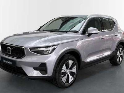 Plateado Nuevo 2025 Volvo XC40 Core SUV | 36.250 € (Precio justo)