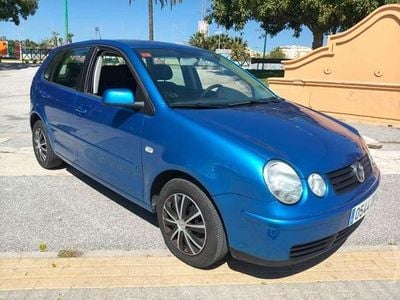 Usado VW Polo Trendline 64 CV (47 kW) 2005 Azul Utilitario