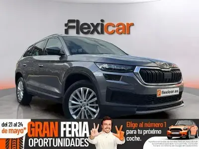 Käytetty Skoda Kodiaq Ambition 150 HP (110 kW) 2024 Harmaa Katumaasturi