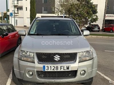 Usado Suzuki Grand Vitara 129 CV (94 kW) 2007 Gris / plata SUV