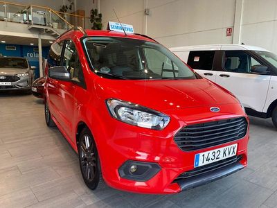 Rojo Usado 2019 Ford Tourneo Courier Sport Monovolumen | 12.900 € (Un poco caro)
