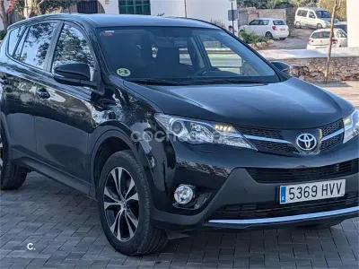 Usado Toyota RAV4 Advance 124 CV (91 kW) 2014 Negro SUV