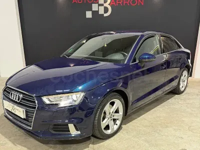Usado Audi A3 Sport 116 CV (85 kW) 2017 Azul Berlina