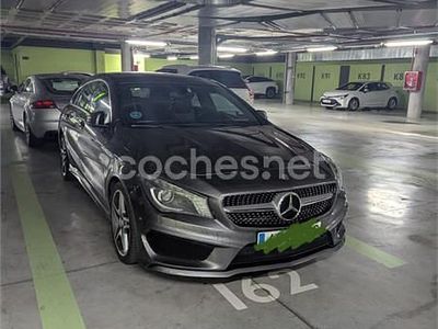 Usado Mercedes CLA200 Shooting Brake 136 CV (100 kW) 2016 Gris / plata Familiar
