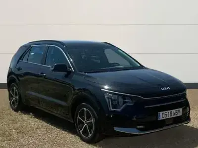 Usado Kia Niro 141 CV (103 kW) 2024 Negro SUV