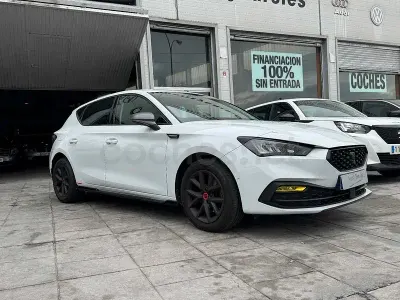 Usado Seat Leon Style 116 CV (85 kW) 2022 Blanco Berlina