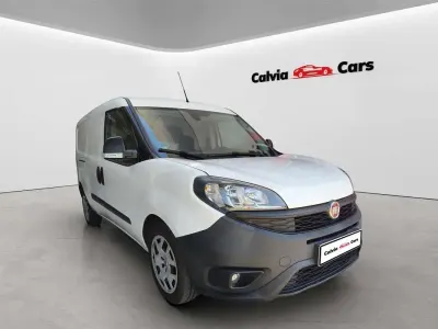 Usado Fiat Doblò 102 CV (75 kW) 2022 Blanco Monovolumen