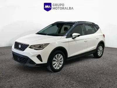 Usado Seat Arona Style 115 CV (84 kW) 2024 Blanco SUV